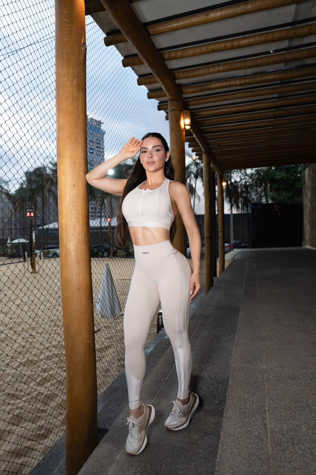 CONJUNTO RUSH BEGE